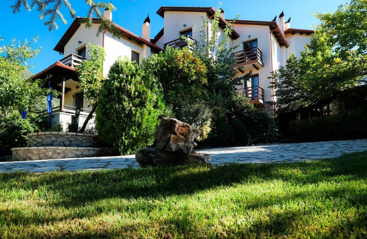 Dryas Guesthouse Polydrossos Bagian luar foto