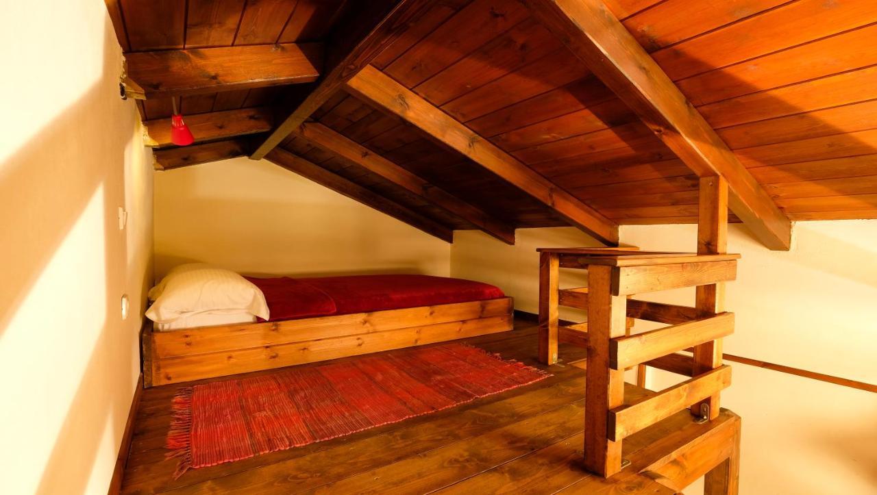 Dryas Guesthouse Polydrossos Bagian luar foto